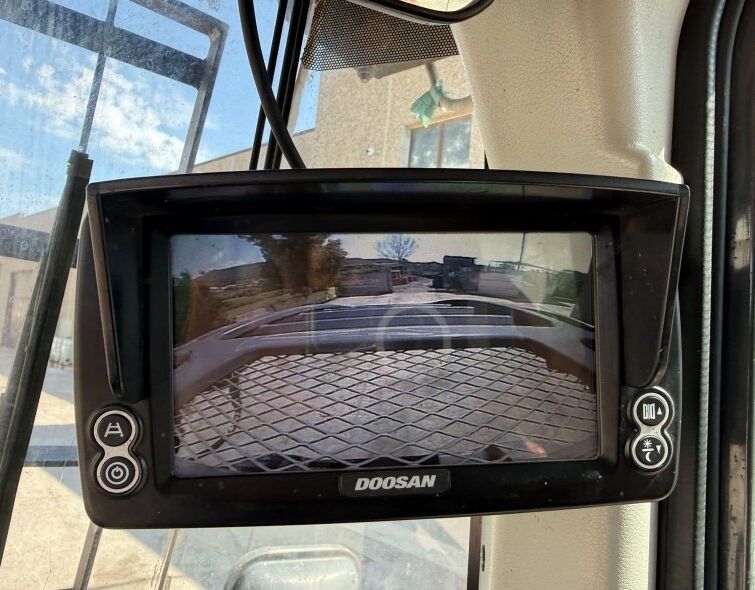 DOOSAN DL200-5 **WHEEL LOADER**